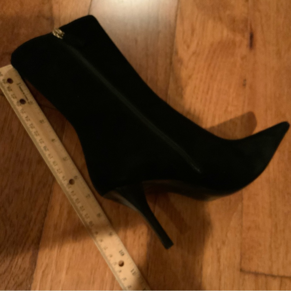 Gucci Booties - New with Box - Size 38.5 - Black Suede - Picture 10 of 15
